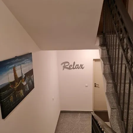 Relax Salena 斯拉汀